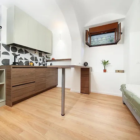 Appartement La Verita 1 St Line With Garden Opatija